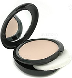 Mac Studio Fix Powder Plus Foundation 15g NC20